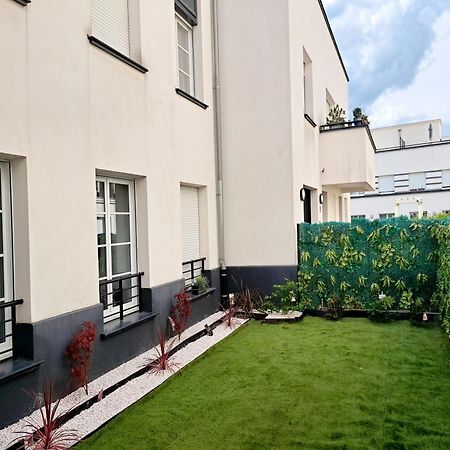 The Green Terrace Disneyland Chessy  Bagian luar foto